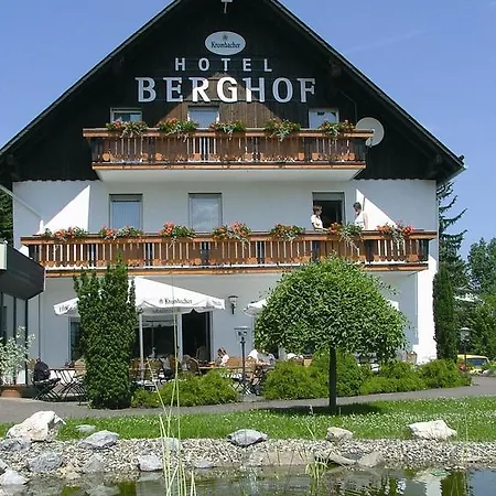 Berghof Hotel 3*