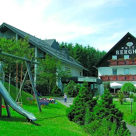 Berghof Hotel 3*