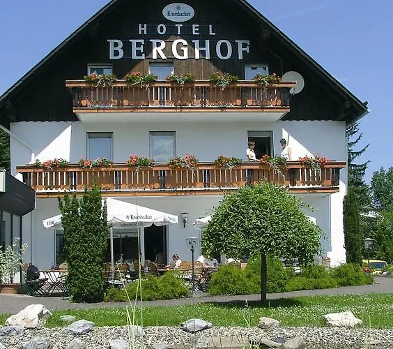 Berghof Hotel 3*
